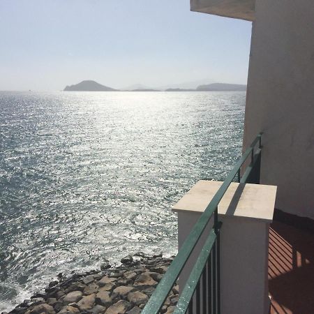 The Reef House Bed & Breakfast Pozzuoli Luaran gambar