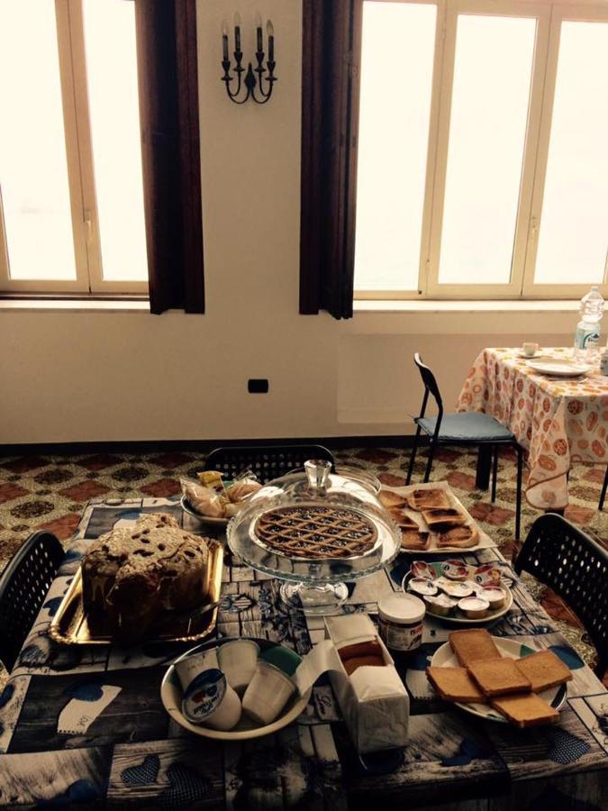 The Reef House Bed & Breakfast Pozzuoli Luaran gambar
